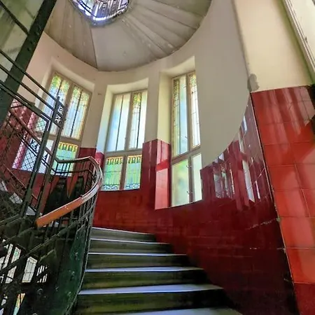 Cute 1Br Apt In Central Budapest - Purple House Exterior photo