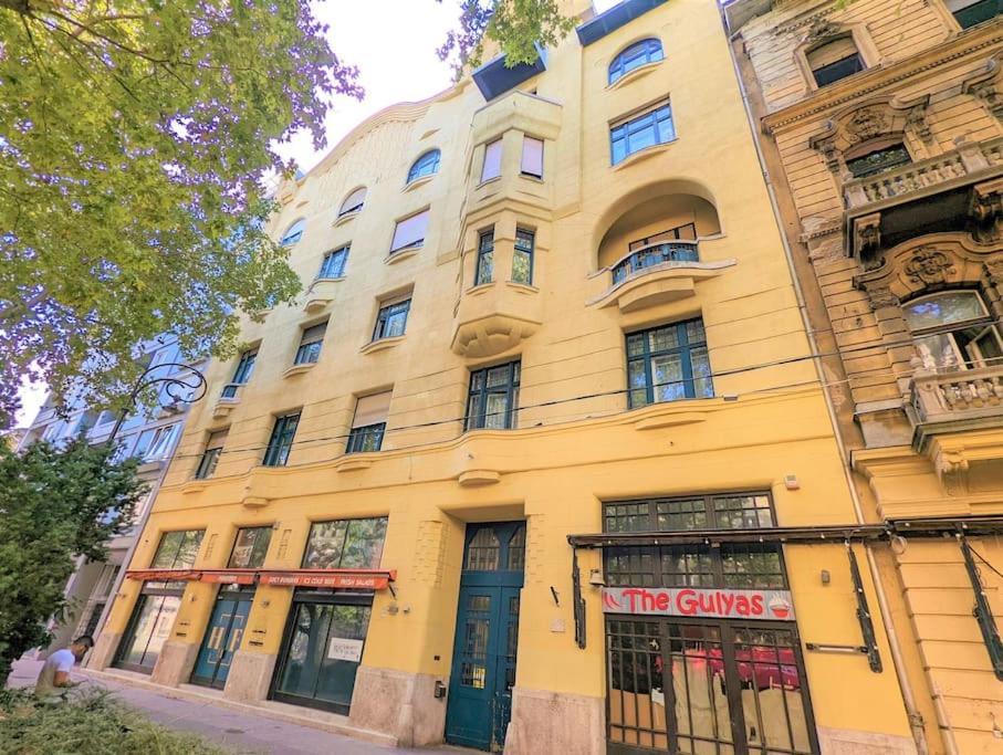 דירה Cute 1br In - Purple House