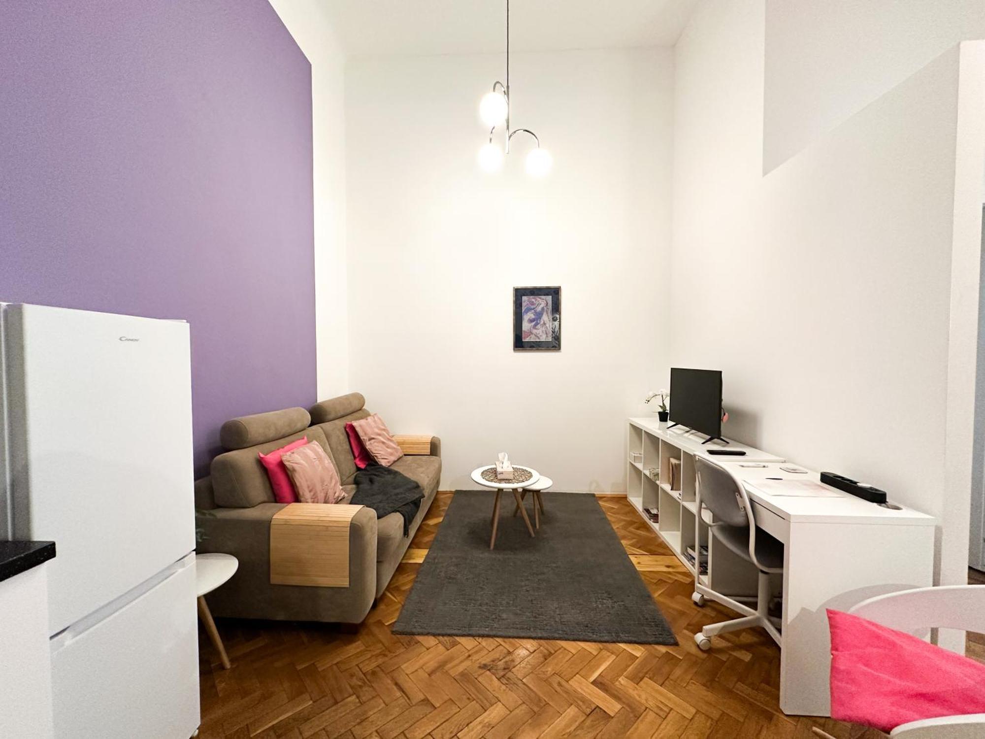 Cute 1br In - Purple House דירה *