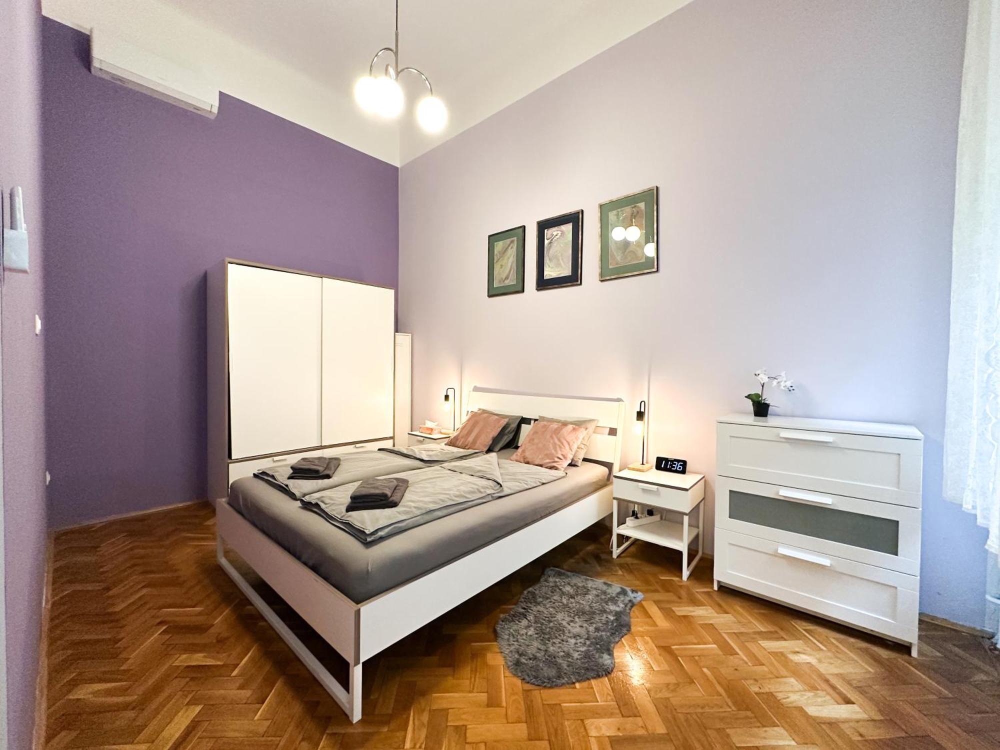 Cute 1br In - Purple House דירה בודפשט